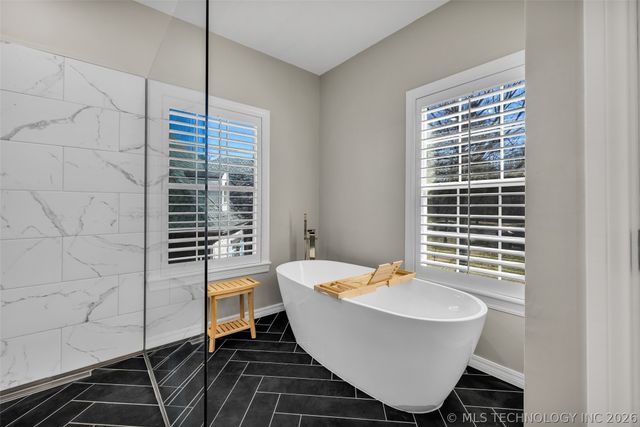 11202 S 66th East Avenue, Bixby, OK 74008