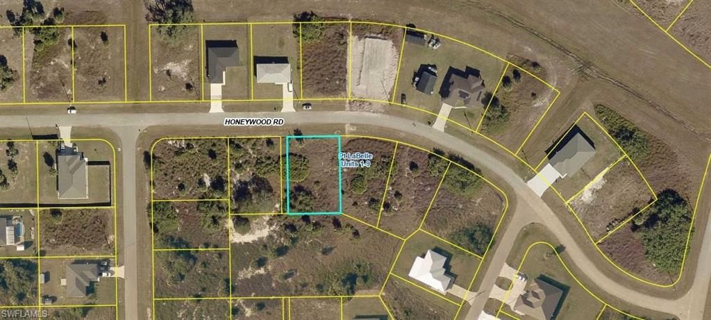 3016 Honeywood RD, LABELLE, FL 33935 — exterior
