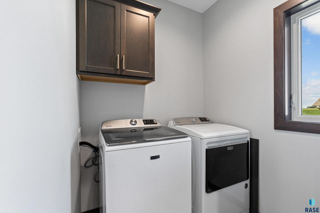 204 S 15th Ave Avenue, Rock Rapids, IA 51246