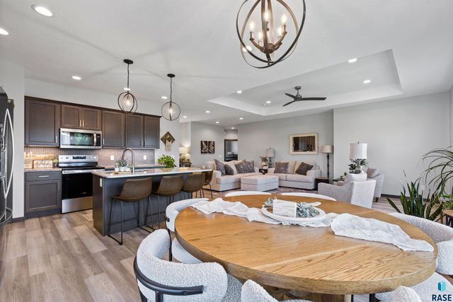 204 S 15th Ave Avenue, Rock Rapids, IA 51246