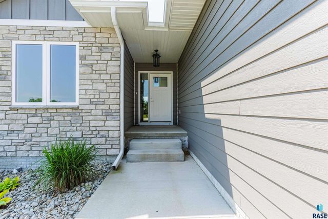 204 S 15th Ave Avenue, Rock Rapids, IA 51246