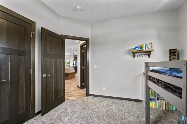 204 S 15th Ave Avenue, Rock Rapids, IA 51246