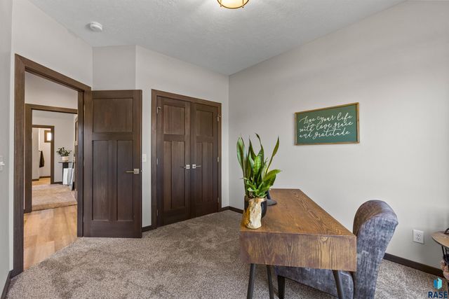 204 S 15th Ave Avenue, Rock Rapids, IA 51246