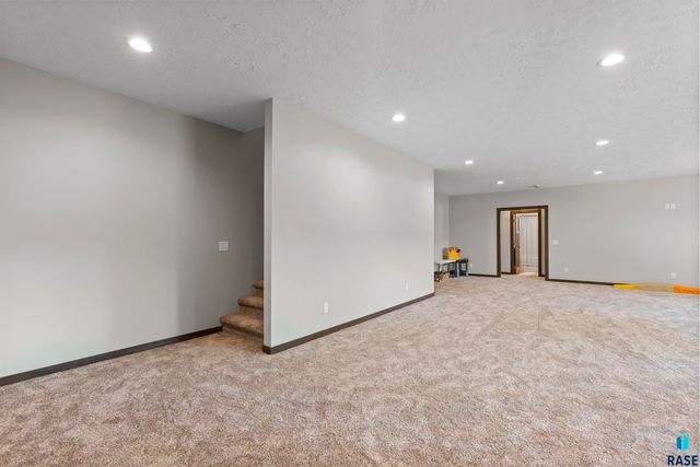 204 S 15th Ave Avenue, Rock Rapids, IA 51246