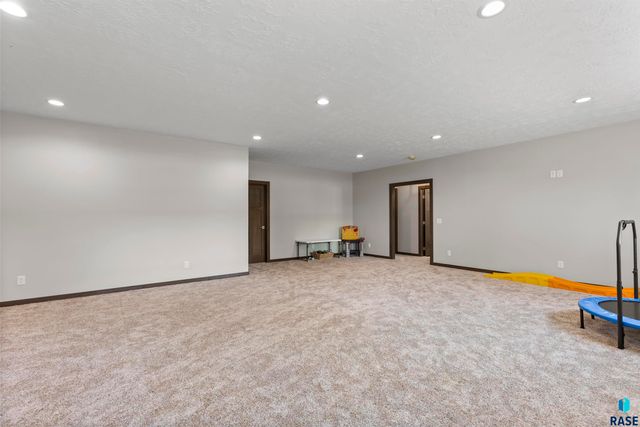 204 S 15th Ave Avenue, Rock Rapids, IA 51246