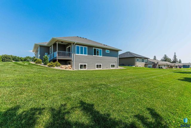 204 S 15th Ave Avenue, Rock Rapids, IA 51246