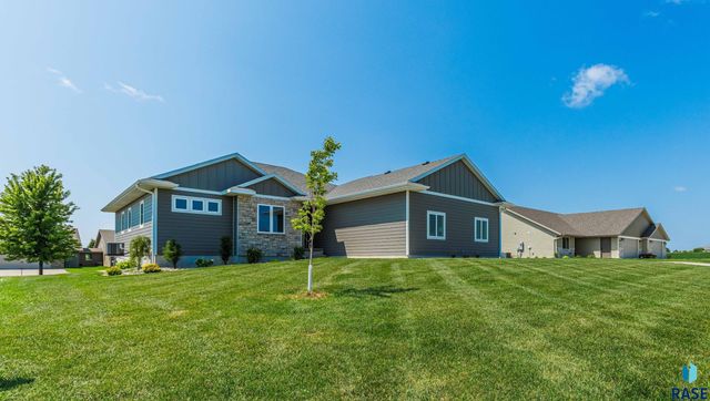 204 S 15th Ave Avenue, Rock Rapids, IA 51246