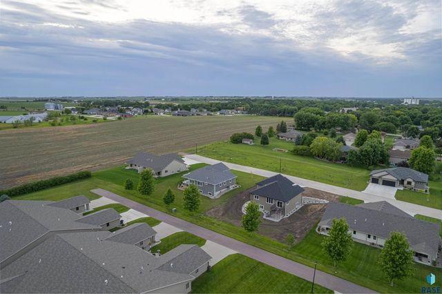 204 S 15th Ave Avenue, Rock Rapids, IA 51246