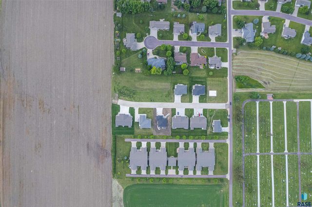 204 S 15th Ave Avenue, Rock Rapids, IA 51246