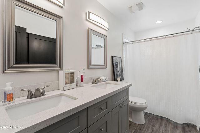 2324 E OAK Street, Phoenix, AZ 85006