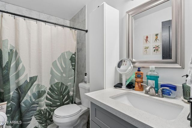 2324 E OAK Street, Phoenix, AZ 85006