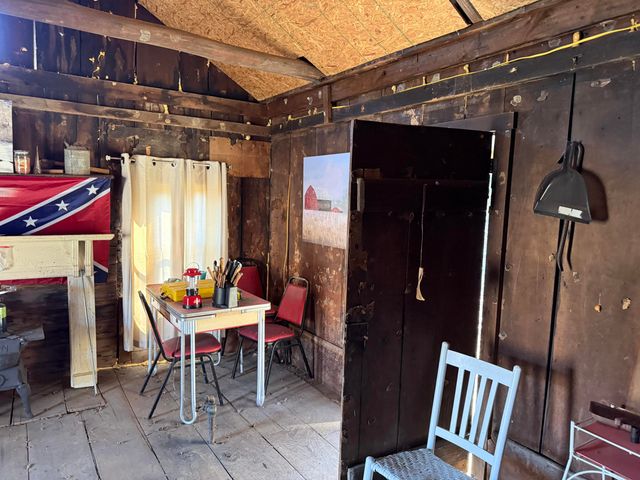 1657 Dry Hollow Road, Monticello, KY 42633