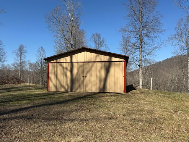 1657 Dry Hollow Road, Monticello, KY 42633