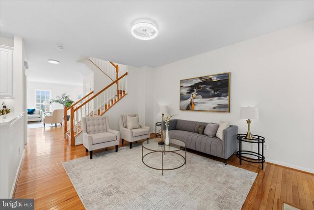 13004 ROSE PETAL CIR, Herndon, VA 20171