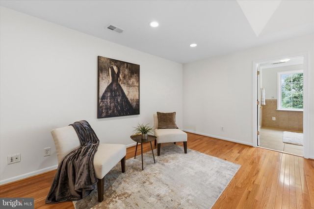 13004 ROSE PETAL CIR, Herndon, VA 20171