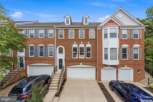 13004 ROSE PETAL CIR, Herndon, VA 20171