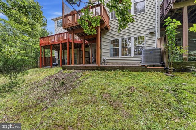 13004 ROSE PETAL CIR, Herndon, VA 20171