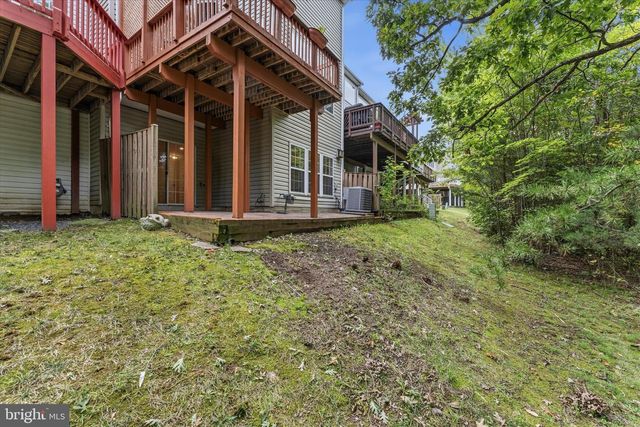 13004 ROSE PETAL CIR, Herndon, VA 20171