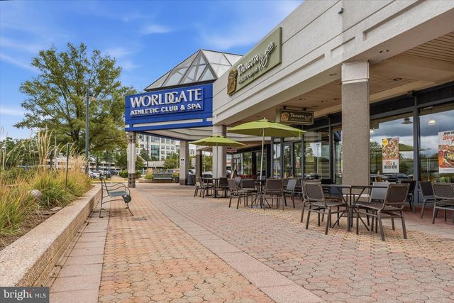 13004 ROSE PETAL CIR, Herndon, VA 20171