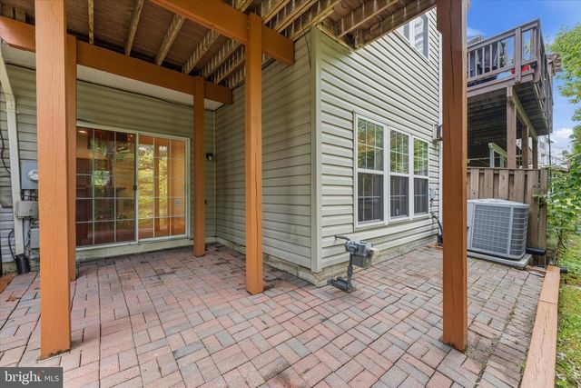 13004 ROSE PETAL CIR, Herndon, VA 20171