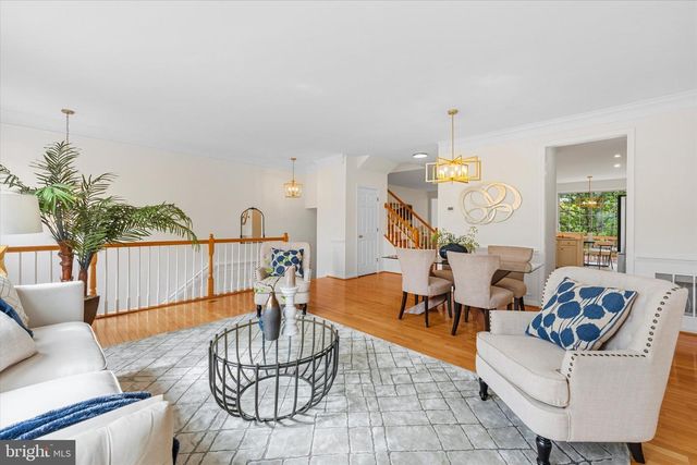 13004 ROSE PETAL CIR, Herndon, VA 20171