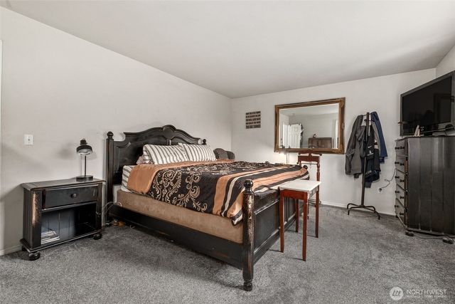 4722 215th Street Ct E, Spanaway, WA 98387