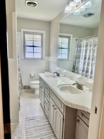 131 N Richardson Drive, Somerset, KY 42501