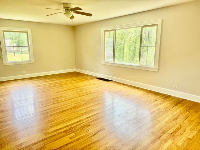 131 N Richardson Drive, Somerset, KY 42501