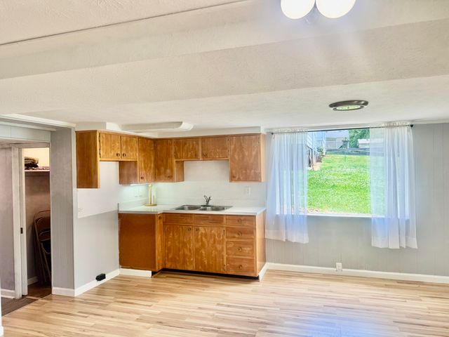 131 N Richardson Drive, Somerset, KY 42501