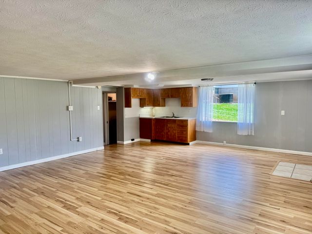 131 N Richardson Drive, Somerset, KY 42501