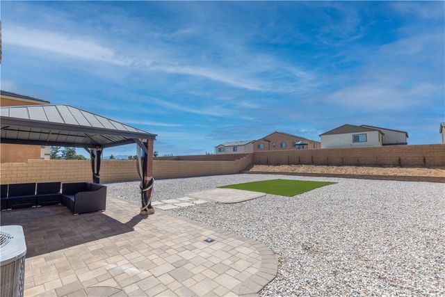 12479 Sunset, Victorville, CA 92392