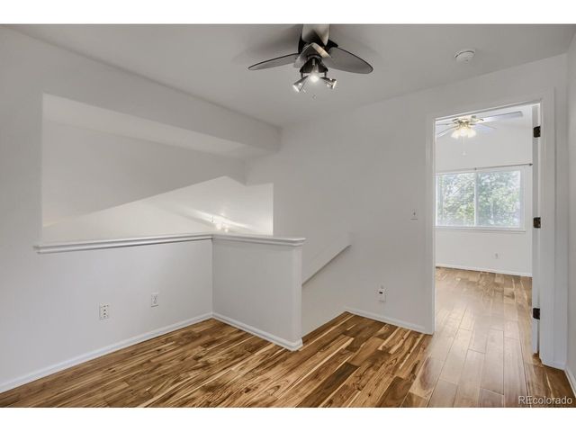 1633 Deerwood Dr, Longmont, CO 80504