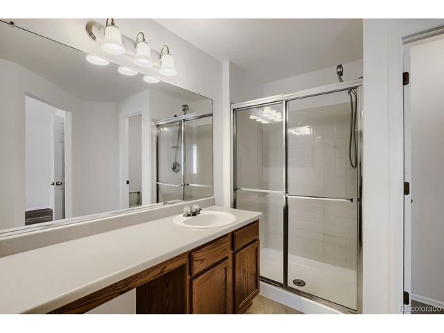 1633 Deerwood Dr, Longmont, CO 80504