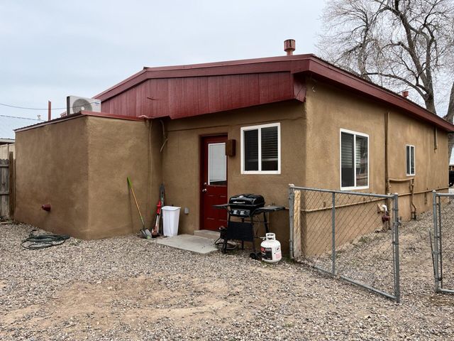 1155 Calle San Lorenzo, Bernalillo, NM 87004