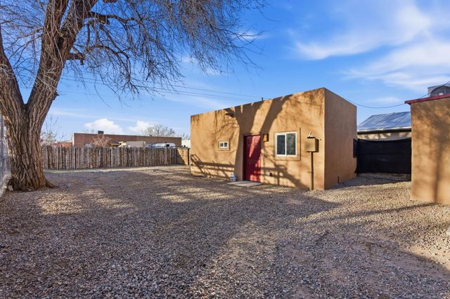 1155 Calle San Lorenzo, Bernalillo, NM 87004