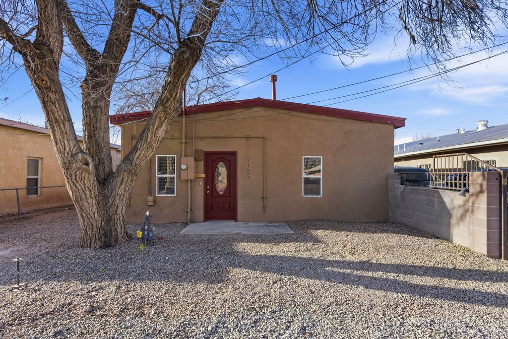 1155 Calle San Lorenzo, Bernalillo, NM 87004