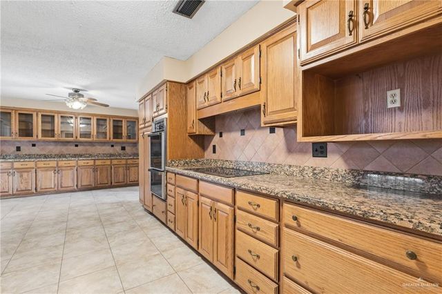 1799 W Expressway 83, San Benito, TX 78586