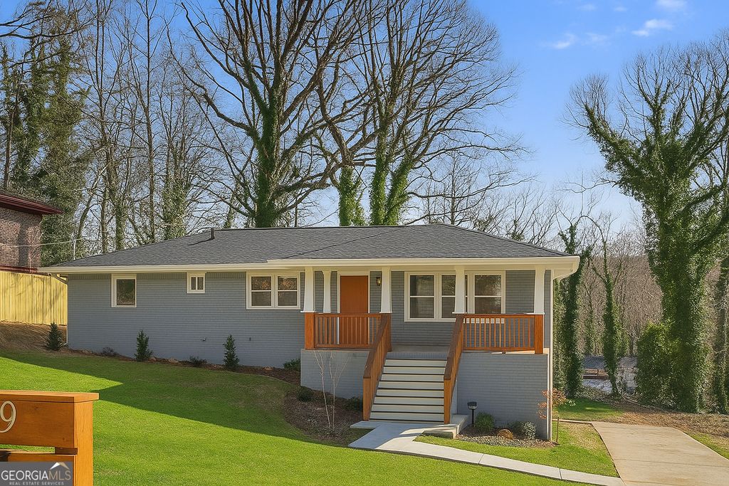 2739 Flagstone Drive SE, Atlanta, GA 30316