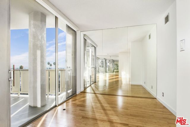 4411 Los Feliz Boulevard 603, Los Angeles, CA 90027