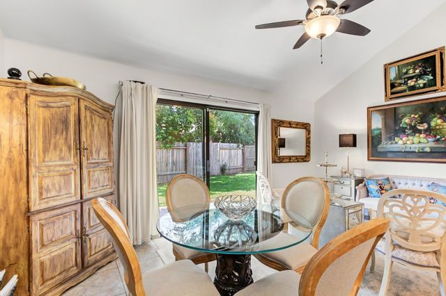 5946 Little Bear Ct, Citrus Heights, CA 95621