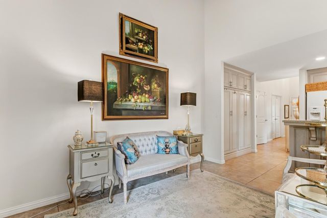 5946 Little Bear Ct, Citrus Heights, CA 95621