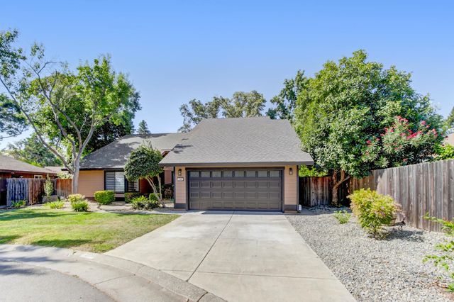 5946 Little Bear Ct, Citrus Heights, CA 95621