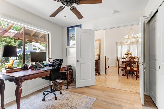 5946 Little Bear Ct, Citrus Heights, CA 95621