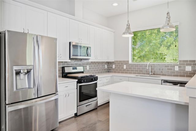 3015 Preston Street, Houston, TX 77003