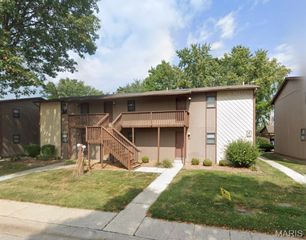 97 PEACHTREE Lane, Fairview Heights, IL 62208