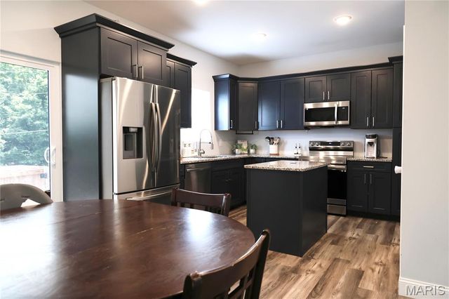 15580 Top Drive, St Robert, MO 65584