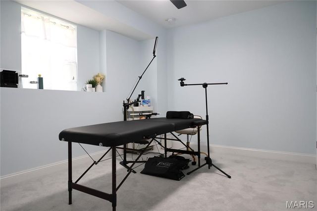 15580 Top Drive, St Robert, MO 65584