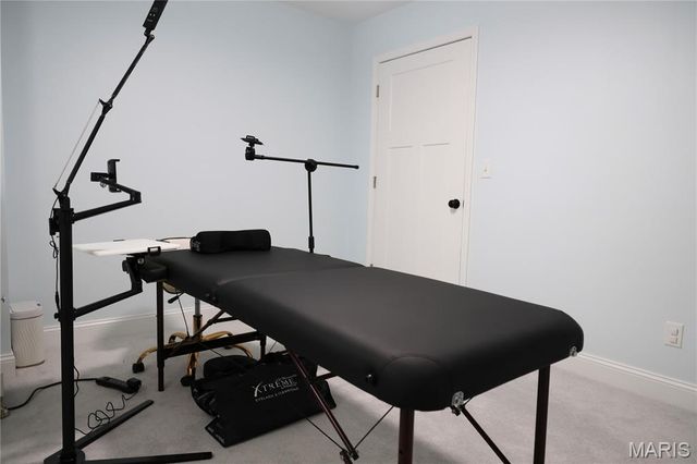 15580 Top Drive, St Robert, MO 65584