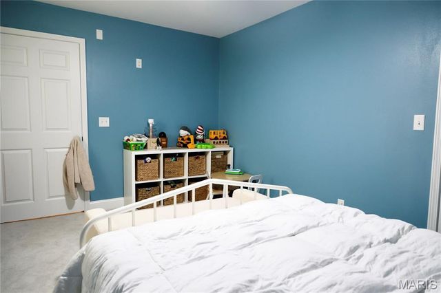 15580 Top Drive, St Robert, MO 65584