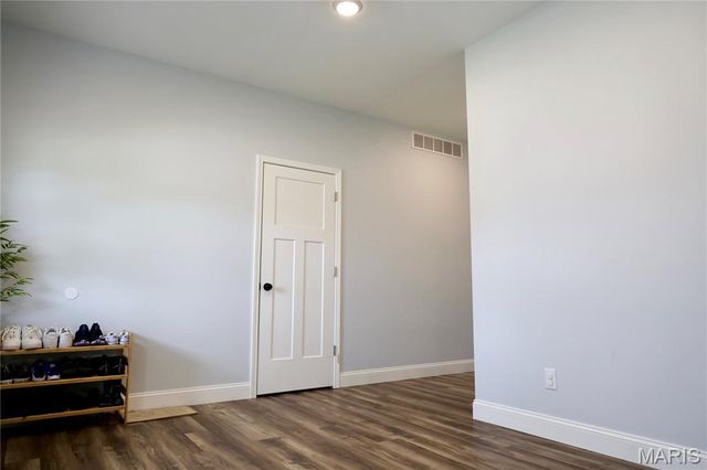 15580 Top Drive, St Robert, MO 65584